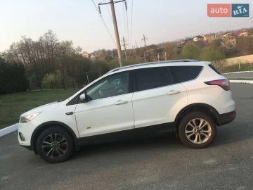 Авто Ford Kuga 2016 № 7626290