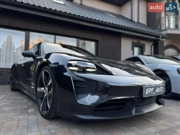 Авто Porsche Taycan 2021 № 7626407