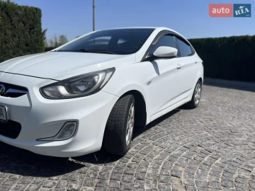 Авто Hyundai Accent 2012 № 7626497