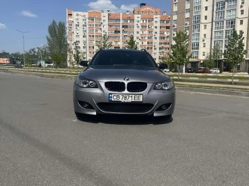 Авто BMW 5 Series 2004 № 7626540