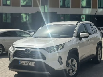 Авто Toyota Rav4 2018 № 7626661