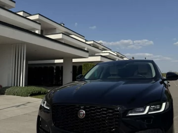 Авто Jaguar F-Pace 2021 № 7627000