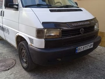 Авто Volkswagen Transporter 2000 № 7627009