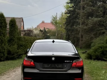 Авто BMW 5 Series 2004 № 7627429