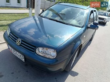 Авто Volkswagen Golf 2002 № 7627503