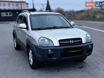 Авто Hyundai Tucson 2007 № 7627584