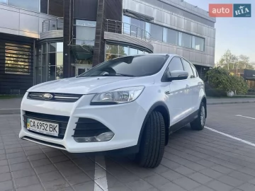 Авто Ford Kuga 2015 № 7627652