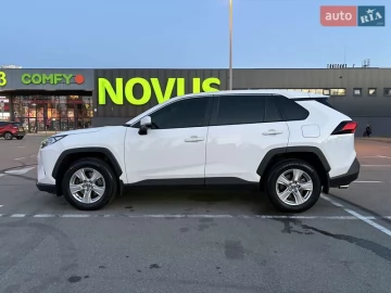 Авто Toyota Rav4 2019 № 7627760