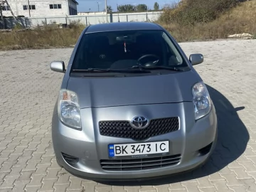 Авто Toyota Yaris 2006 № 7627826