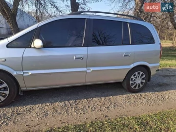 Авто Opel Zafira 2004 № 7627859