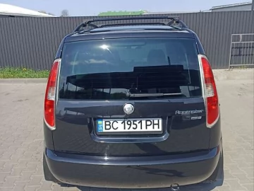 Авто Skoda Roomster 2008 № 7627974