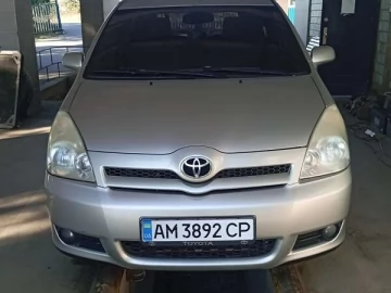 Авто Toyota Corolla Verso 2006 № 7627975