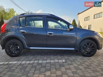 Авто Dacia Sandero Stepway 2011 № 7628004