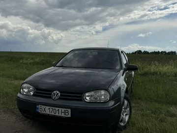 Авто Volkswagen Golf 2000 № 7628105