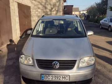 Авто Volkswagen Touran 2005 № 7628133