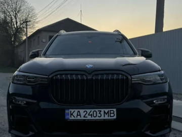 Авто BMW X7 2021 № 7628183