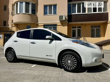 Авто Nissan Leaf 2013 № 7628300