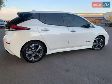 Авто Nissan Leaf 2018 № 7628371