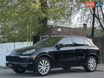 Авто Porsche Cayenne 2017 № 7628392