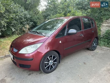 Авто Mitsubishi Colt 2006 № 7628515