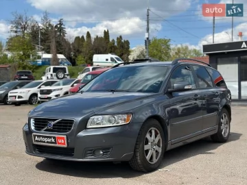 Авто Volvo V50 2008 № 7628572