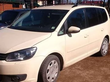 Авто Volkswagen Touran 2013 № 7628581