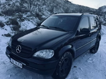 Авто Mercedes M-Class 2001 № 7628667