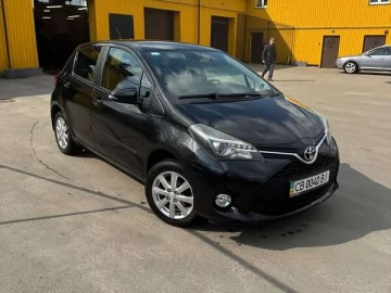 Авто Toyota Yaris 2015 № 7628917