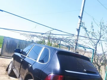 Авто Porsche Cayenne 2005 № 7628998
