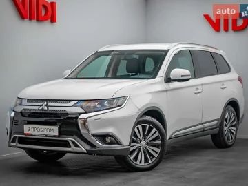 Авто Mitsubishi Outlander 2018 № 7629226