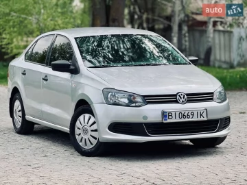 Авто Volkswagen Polo 2011 № 7629333