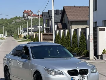 Авто BMW 5 Series 2004 № 7629372