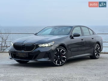 Авто BMW 5 Series 2023 № 7629493