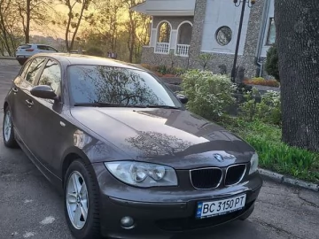 Авто BMW 1 Series 2005 № 7629561
