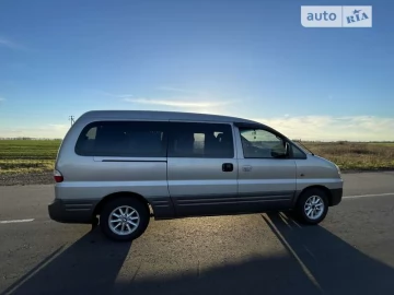 Авто Hyundai H-1 2006 № 7629571