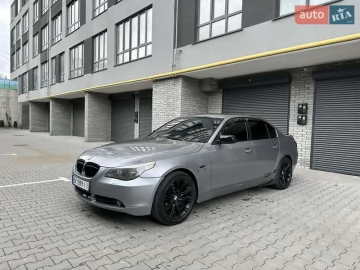 Авто BMW 5 Series 2004 № 7629585