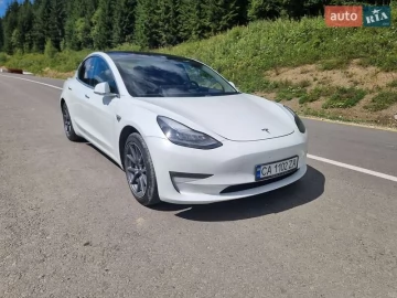 Авто Tesla Model 3 2019 № 7629716