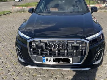 Авто Audi Q7 2024 № 7629768