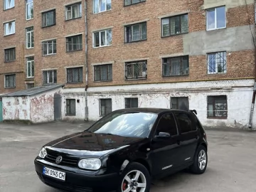 Авто Volkswagen Golf 1999 № 7629787