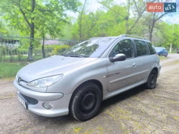 Авто Peugeot 206 2004 № 7630088