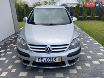 Авто Volkswagen Golf Plus 2008 № 7630194