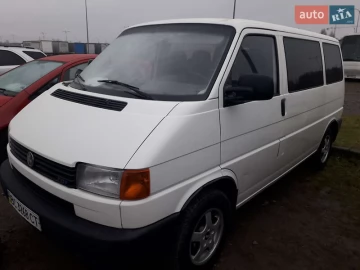 Авто Volkswagen Transporter 2000 № 7630206