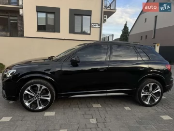 Авто Audi Q3 2022 № 7630418