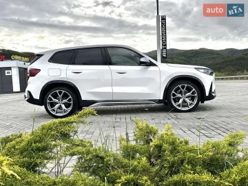 Авто BMW Ix1 2024 № 7630423