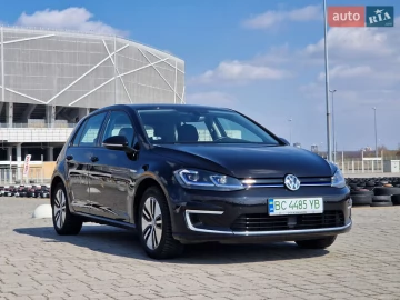 Авто Volkswagen E-Golf 2018 № 7630720