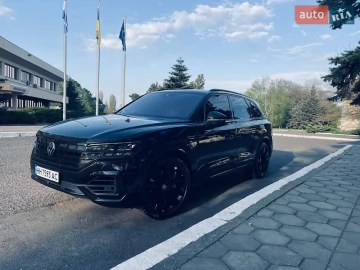 Авто Volkswagen Touareg 2022 № 7631214
