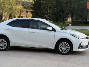 Авто Toyota Corolla 2017 № 7631255