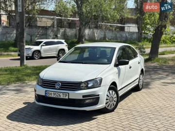 Авто Volkswagen Polo 2017 № 7631312