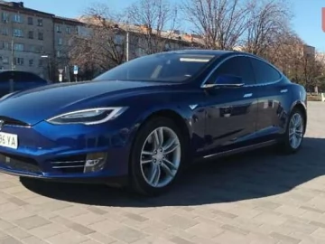 Авто Tesla Model S 2015 № 7631639