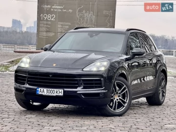 Авто Porsche Cayenne 2017 № 7631671